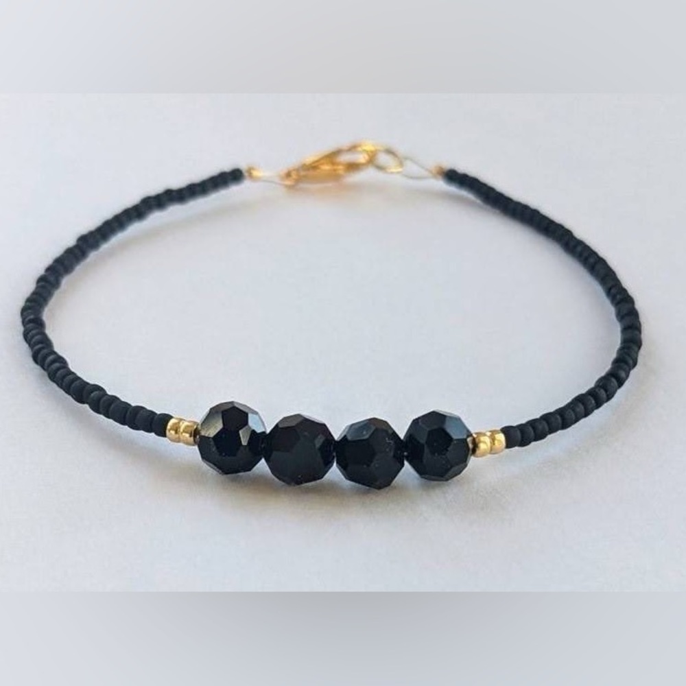 Raleigh Seed Beaded Bracelet